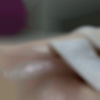 Депіляція
                    Мастер депиляции Олена Ровно