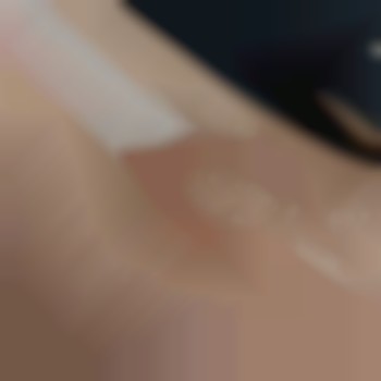 Воскова депіляція бікіні