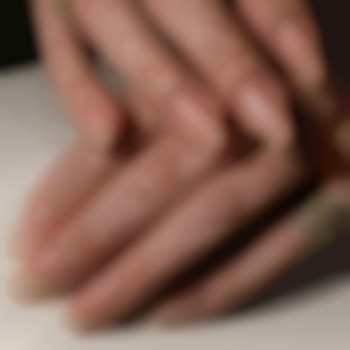 Мигдалики покриті топом мерехтливим