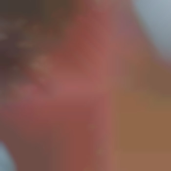 Окантовка шиї восковою депіляцією