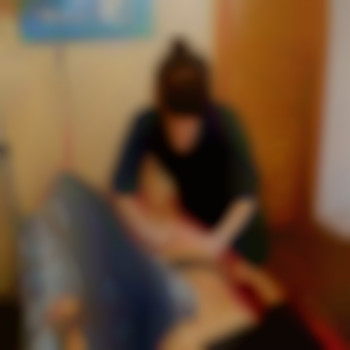 Вакуумно - роликовый аппаратный массаж
                    Массажист Анна Бредун Днепр