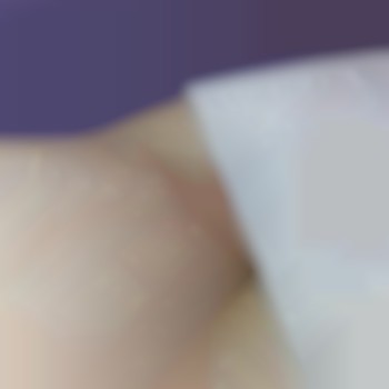 Только одноразовые материалы, простынь, перчатки, шпатель