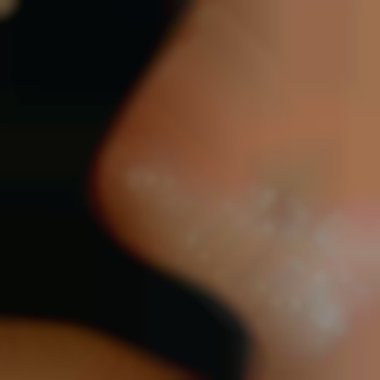 Глибоке бікіні (шугарінг)
                    Майстер депіляції Елена Дніпро