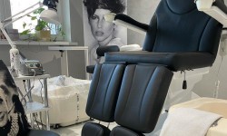 Oренда робочого місця для манікюра Салон краси Murphy Style Київ