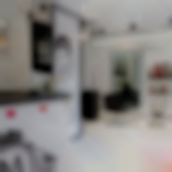 Oренда робочого місця для манікюра
                    Салон краси Murphy Style Київ