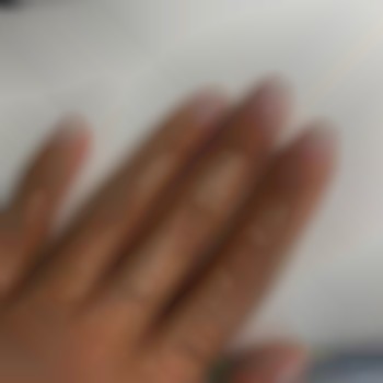 корекція нігтів