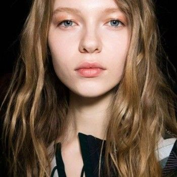 Коррекция бровей
                    Салон красоты Bliss Studio Львов