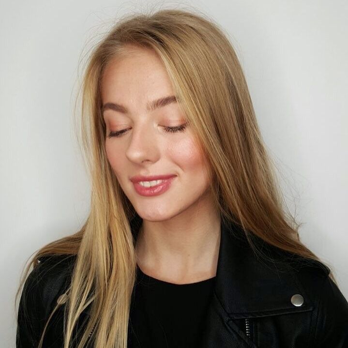 Легкий макияж нюдовый нежный, фото -  The Brow Bar