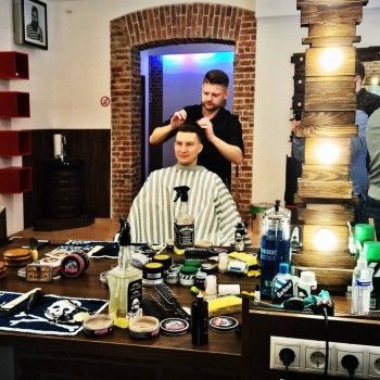 Фото с портфолио Fat Tony's Barbershop