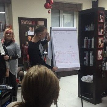 укладка волосся, фарбування волосся