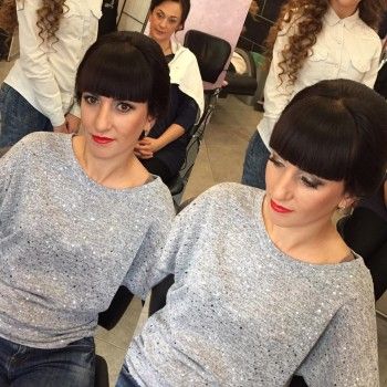 Наращивание ресниц
                    Салон красоты Версаль Львов