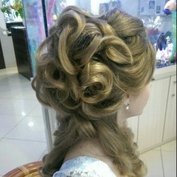 Накрутка волос
                    Салон краси Lavanda Ladies Львів