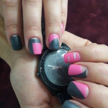 Маникюр
                    Салон краси Альтер-Эго Львів