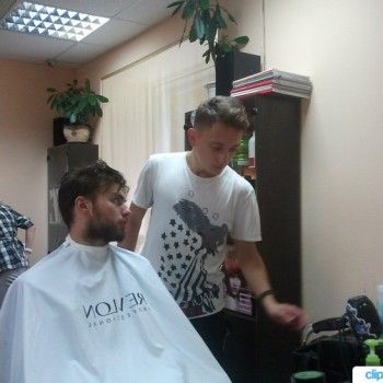 чоловіча стрижка, барбершоп