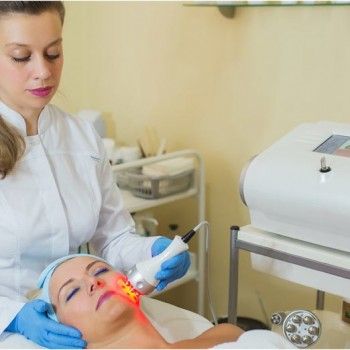 Фото с портфолио Дермато-косметологічний центр