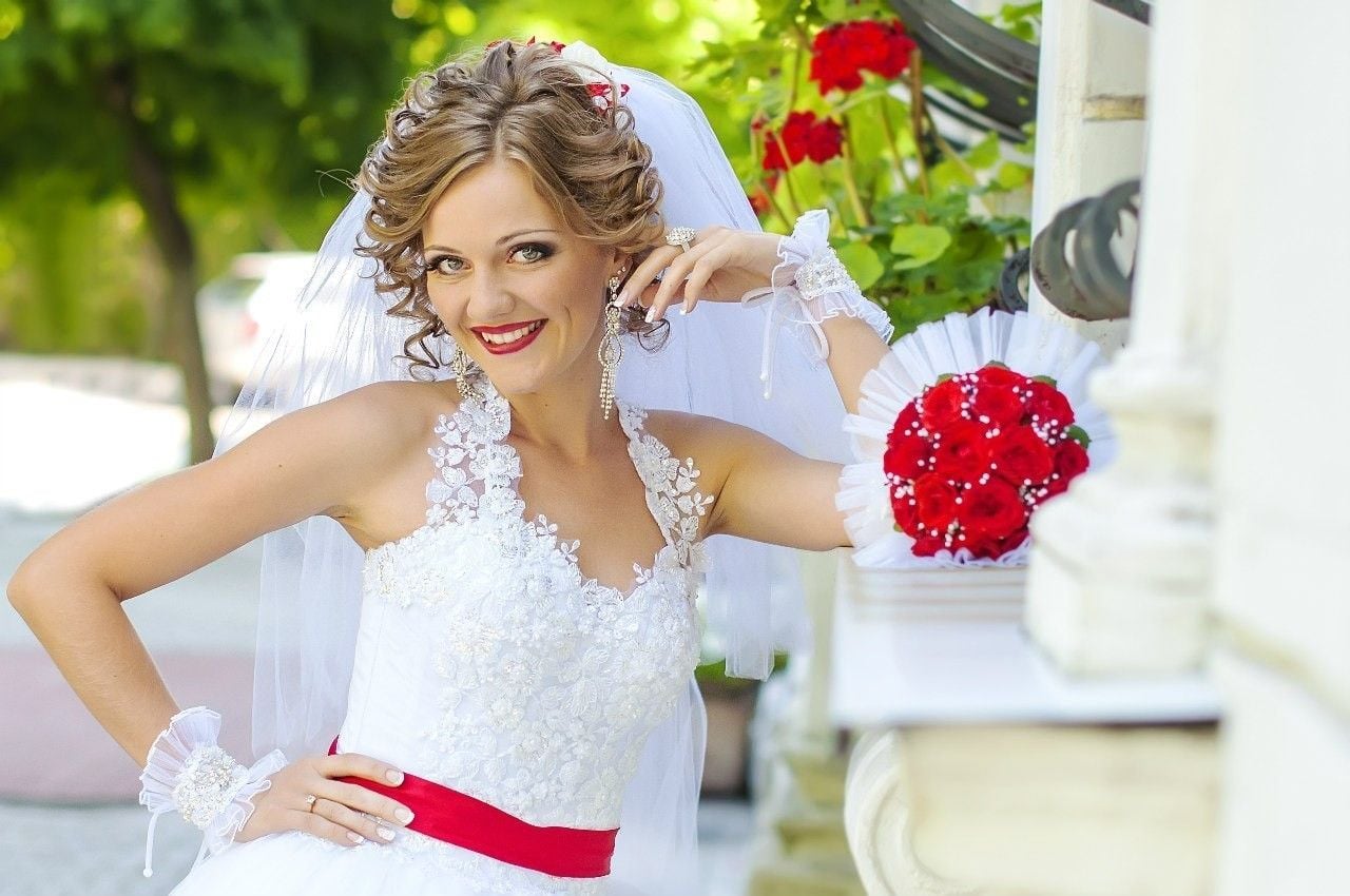 Весільна фотосесія з букетом портретна, фото - Перукар Ирина Наконечная