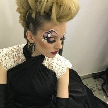 Макияж для фото- и видеосъемки
                    Визажист Марьяна Ваврук Львов