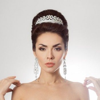 Покраска бровей хной
                    Визажист Инна Днепр