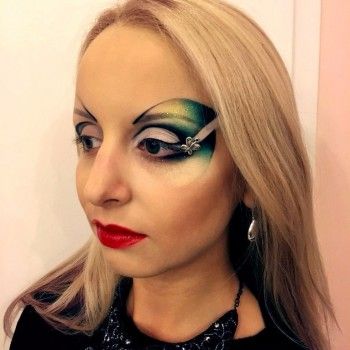 Фантазийный/тематический макияж
                    Візажист Анника Дніпро