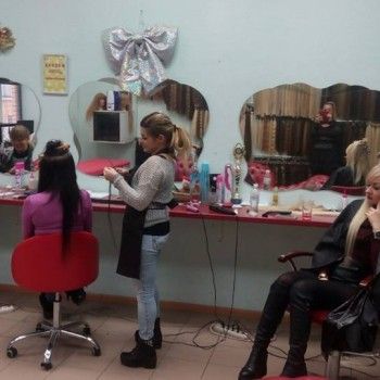 женская стрижка, укладка волос, афрокосы, наращивание волос, женская прическа