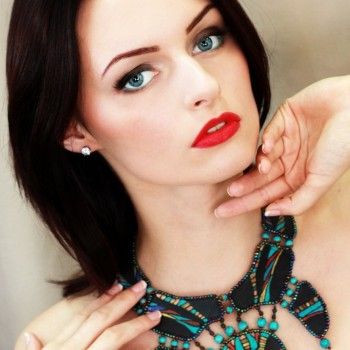 Вечерний макияж
                    Салон красоты Студия макияжа Евгении Кононенко	 Днепр