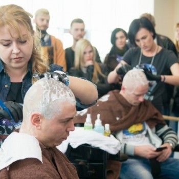 Комплекс Glad Head (бритье головы и лица опасной бритвой)
                    Барбершоп Scriction Харків