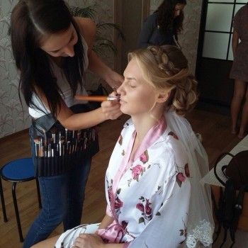 Профессиональный визаж
                    Візажист Оксана Кравченко Харків