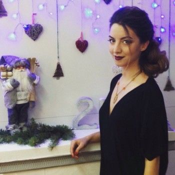 Профессиональный визаж
                    Візажист Оксана Кравченко Харків