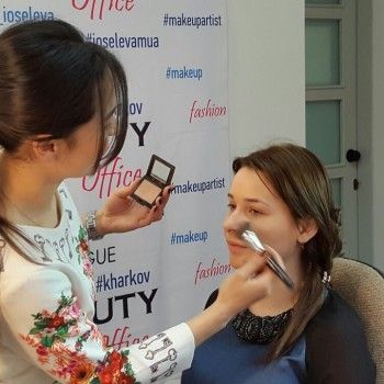 Профессиональный макияж
                    Визажист Кристина Иоселева Харьков