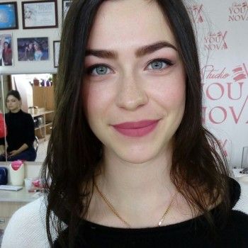 Дневной макияж
                    Візажист Наталия Довгалова Харків