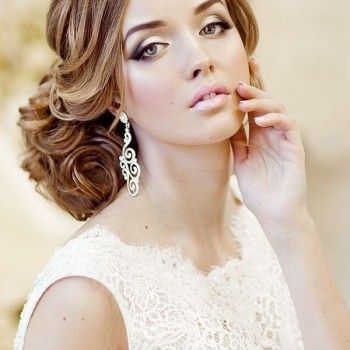 Свадебный макияж
                    Визажист Ирина Илева Харьков