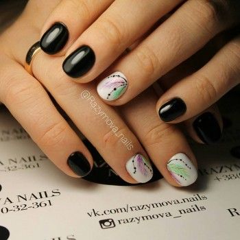 Аппаратный маникюр
                    Мастер маникюра Людмила Разумова Харьков