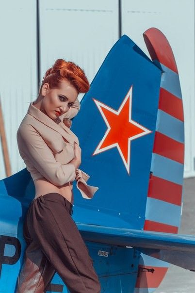 Фотосесія з машиною в стилі ретро стильна, фото - Візажист Инна Орел