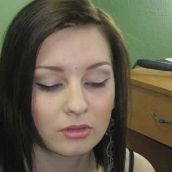 Окрашивание ресниц
                    Візажист Елена Кожушко Харків