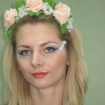 Окрашивание ресниц
                    Візажист Елена Кожушко Харків