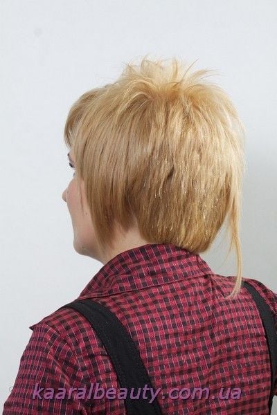 Короткая женская стрижка на короткие волосы, фото -  Kaaral Beauty