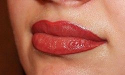 Татуаж губ: контур с полной растушевкой Салон красоты ArtTatuazh Запорожье