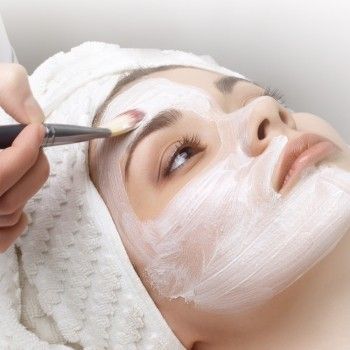 Салициловый пилинг 25%
                    Медицинский центр Health & Beauty Запорожье