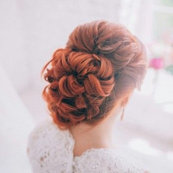 Свадебная прическа
                    Перукар Татьяна Угланова Запоріжжя