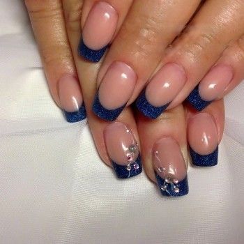 Манікюр, фото - Косметологічний центр Полтавьский