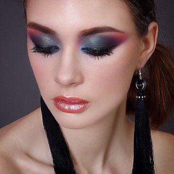 Вечерний макияж
                    Визажист Елена Крыгина Запорожье