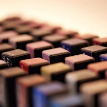 Маникюр женский + Покрытие ногтей (Гель-лак)
                    Ногтевая студия Ten's Харьков