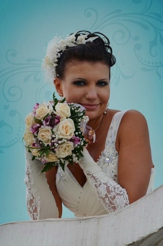 Весільна фотосесія портретна жіночна, фото -  Подиум