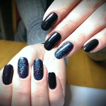 Однотонное покрытие гель-лаком (ручки)
                    Майстер манікюру Татьяна Чижевская Кривий Ріг