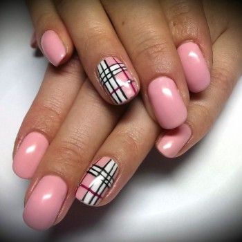 Однотонное покрытие гель-лаком (ручки)
                    Майстер манікюру Татьяна Чижевская Кривий Ріг