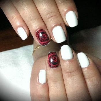 Однотонное покрытие гель-лаком (ручки)
                    Майстер манікюру Татьяна Чижевская Кривий Ріг