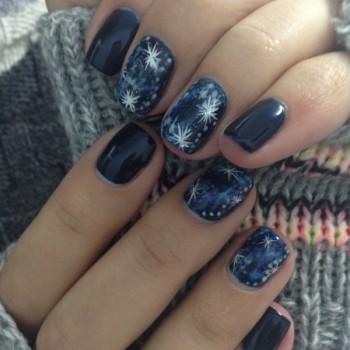 Европейский маникюр (необрезной маникюр)
                    Салон красоты Эстетик-холл "Для тебя" Николаев