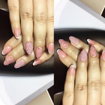 Наращивание ногтей
                    Салон краси Дитрих Миколаїв