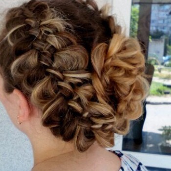 Окрашивание "Омбре"
                    Салон краси Перша Пані Миколаїв