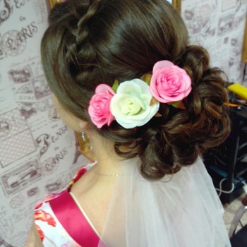 Прически
                    Салон красоты Paris Николаев